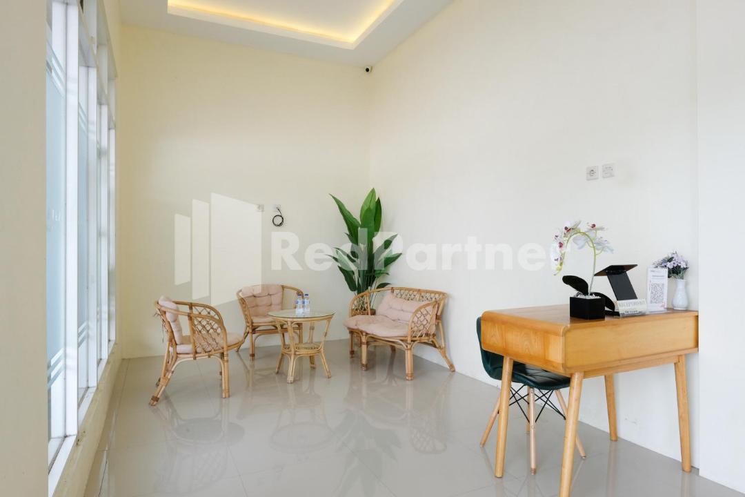 Berbah Hotel | Nawasena Homey Syariah near Bandara Adisucipto 4 Mitra RedDoorz
