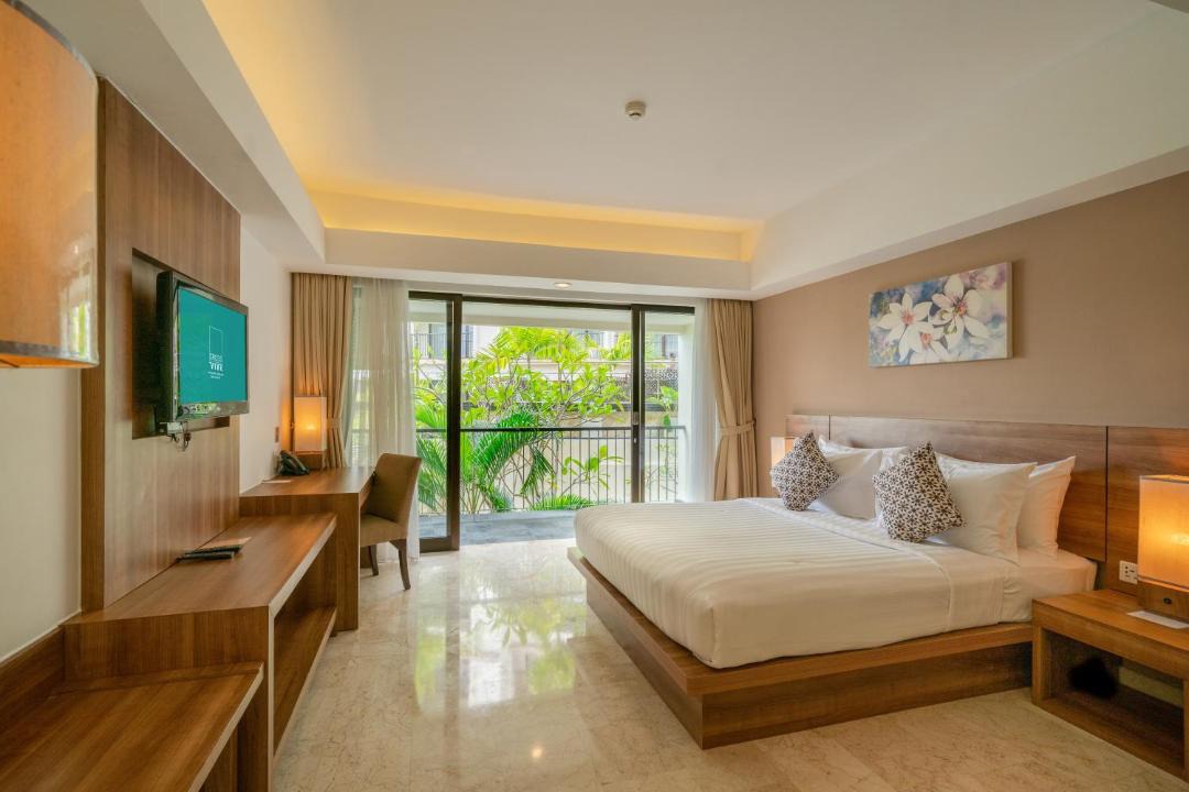 Raya Kuta Hotel | Cross Vibe Paasha Atelier Bali Kuta
