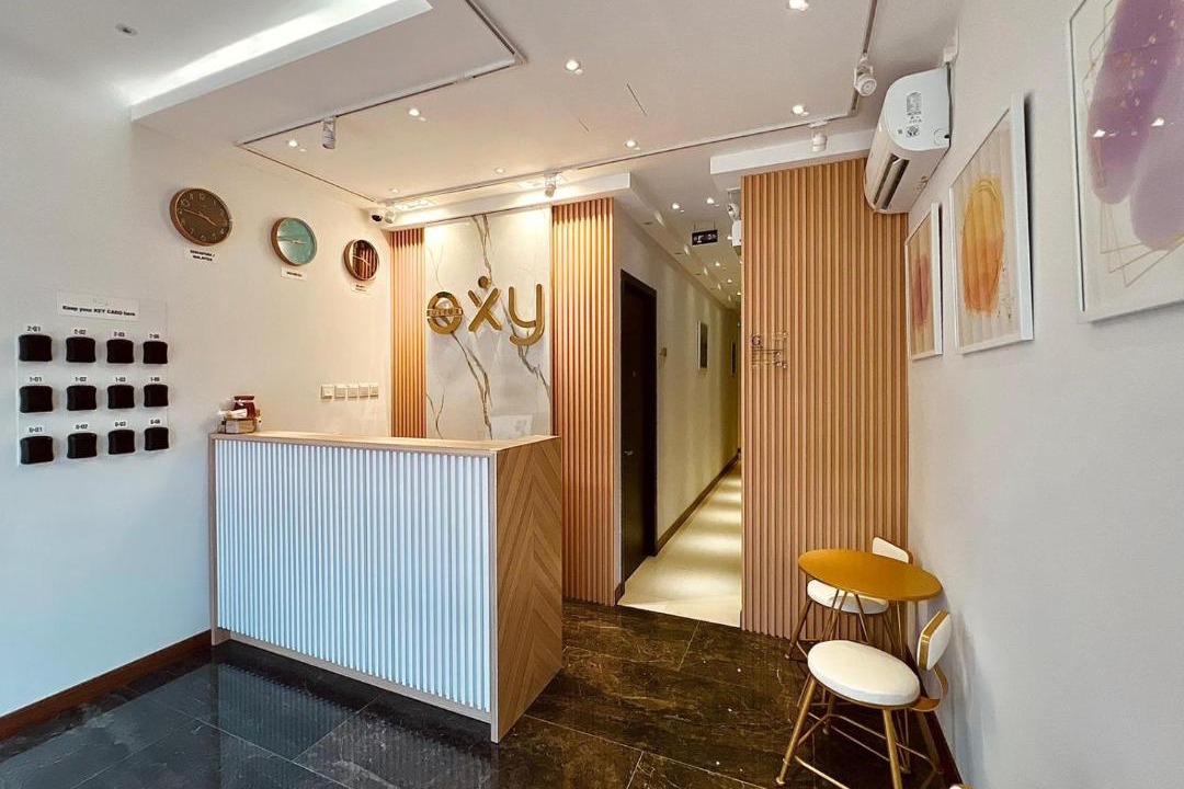 Batam Hotel | Oxy Suites 1-06 at Shophouse Meisterstadt Pollux Habibie