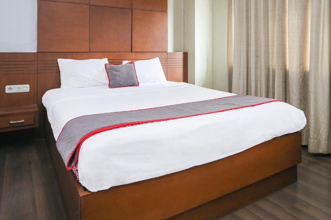 Cikarang Hotel | Collection O Cikarang Near Pollux Mall Formerly Hotel Pesona Cikarang
