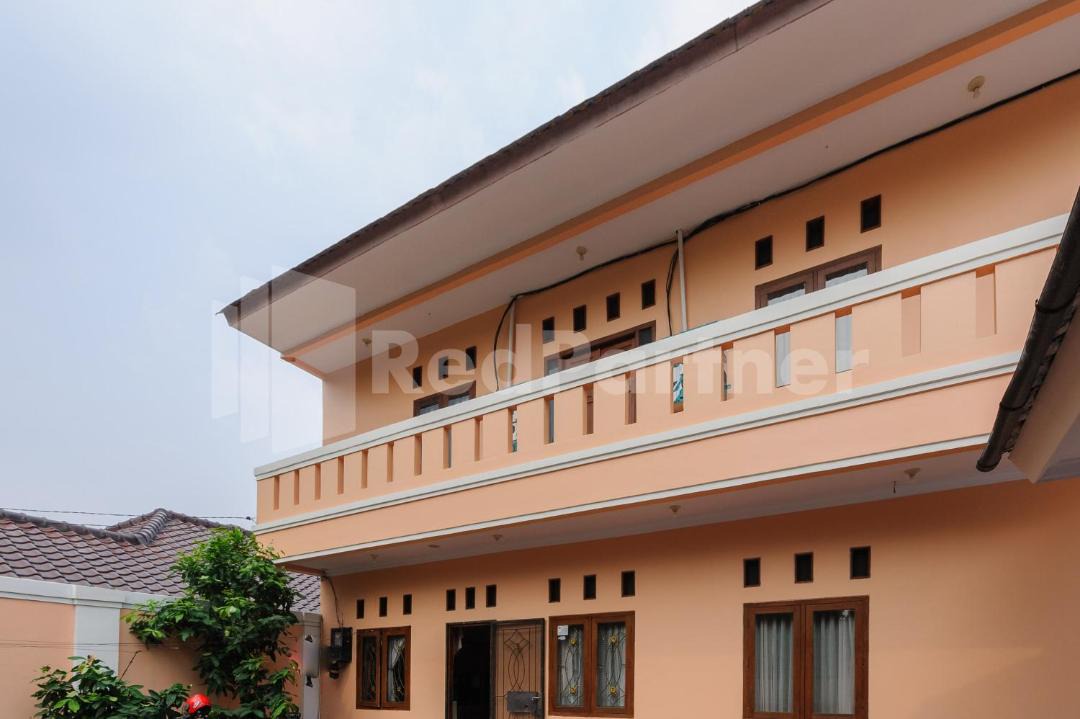 Bogor Tengah Hotel | Pondok Cimanggu Syariah Mitra RedDoorz
