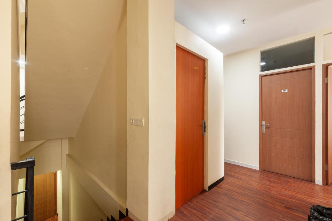 Tangerang Hotel | Urbanview Hotel Ellegan Residence Alam Sutera Serpong