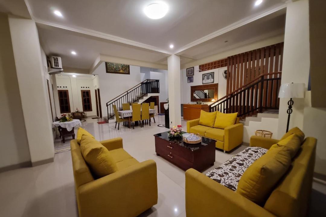 Depok Hotel | Omah Nayan Guesthouse