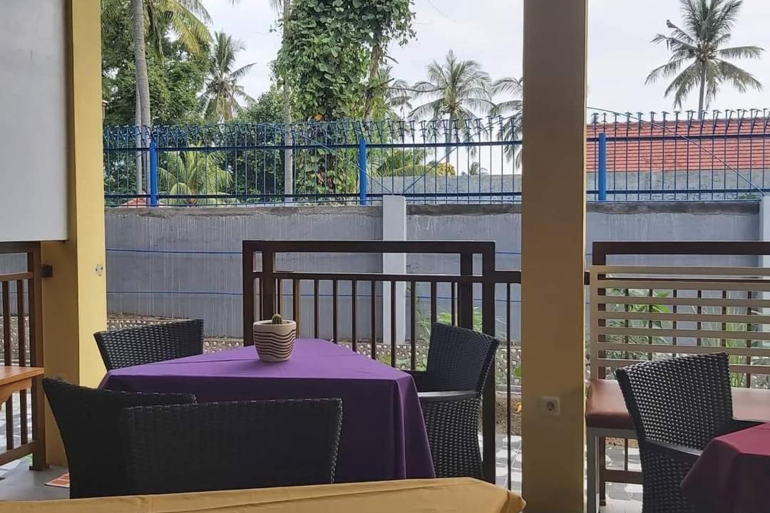Senggigi Hotel | KJ Inn Homestay Senggigi