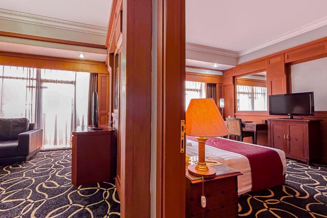 Batam Hotel | Planet Holiday Hotel & Residence
