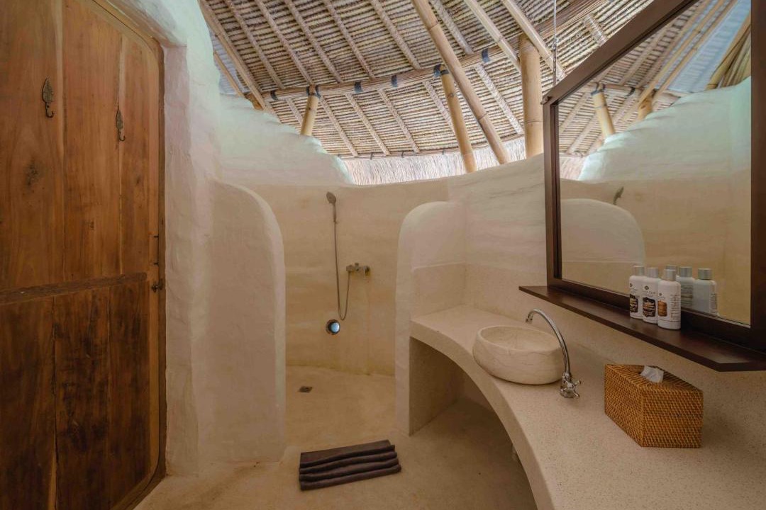Sayan Hotel | Mana Earthly Paradise