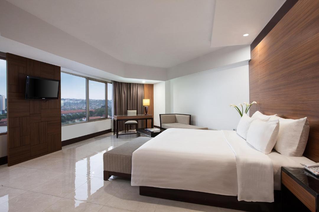 Semarang Hotel | Hotel Santika Premiere Semarang