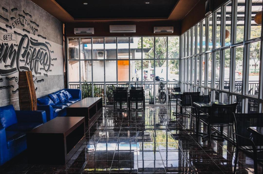 Biringkanya Hotel | RedDoorz Plus near Sultan Hasanuddin Airport