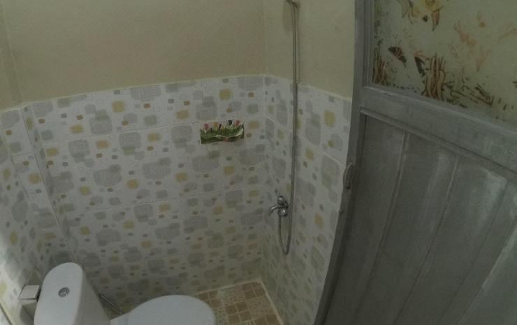 Photo of Bathroom in Bira