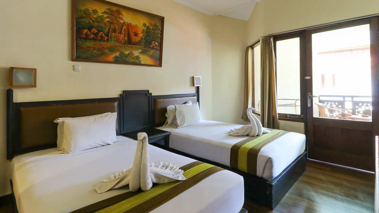 Photo of Bedroom in Kartika Plaza