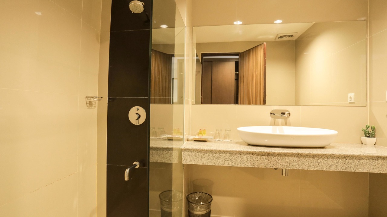 Photo of Bathroom in Panakkukang