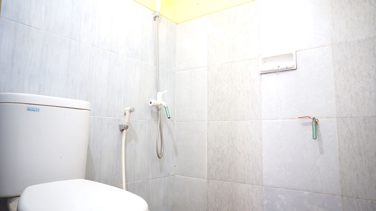 Photo of Bathroom in Kalipuro