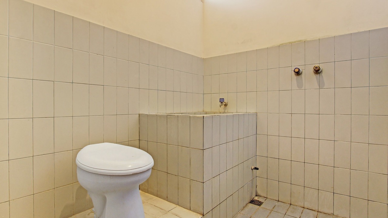 Photo of Bathroom in Pakem