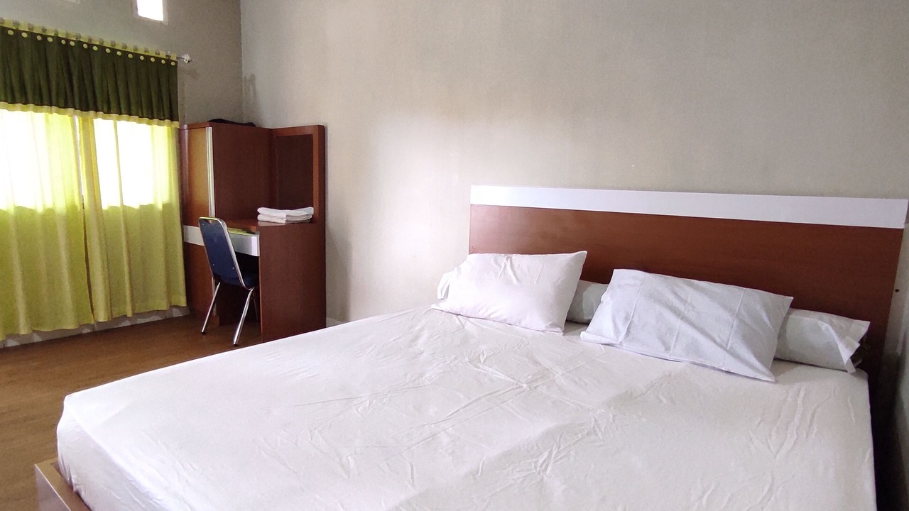 Photo of Bedroom in Enrekang