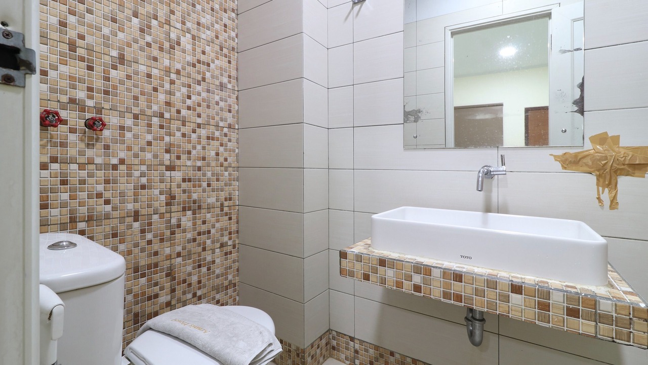 Photo of Bathroom in Mangga Besar