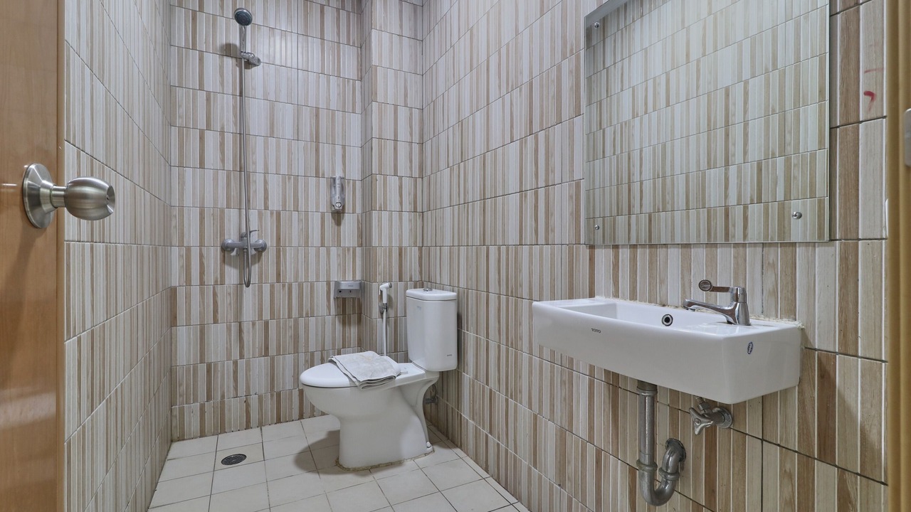 Photo of Bathroom in Mangga Besar