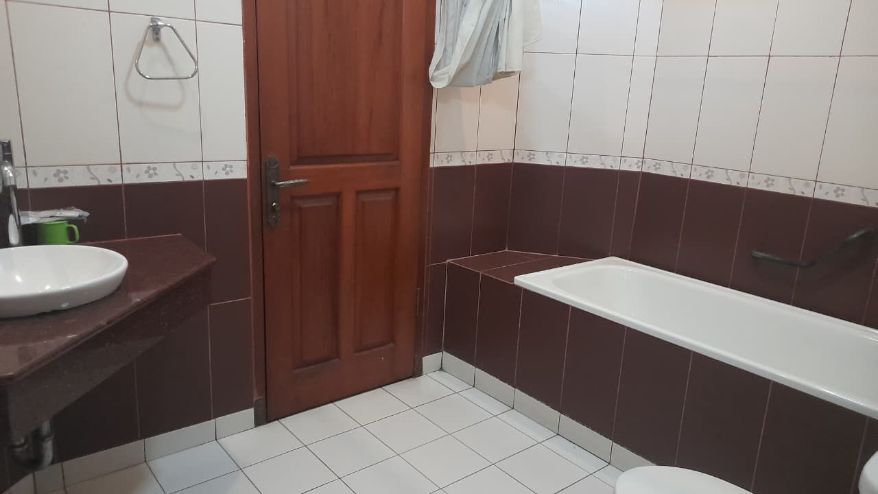 Photo of Bathroom in Jatinegara