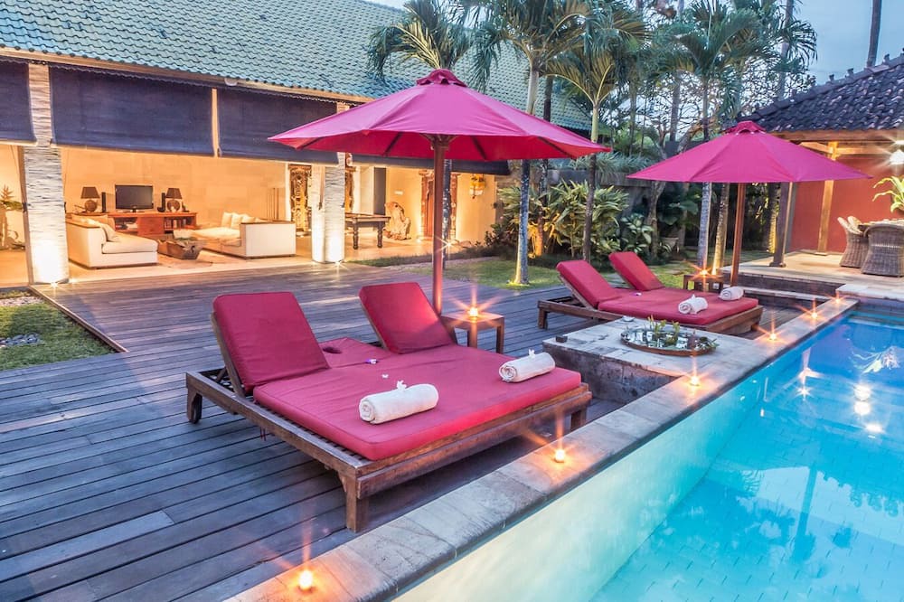 Photo of Outdoor in Padangsambian Klod