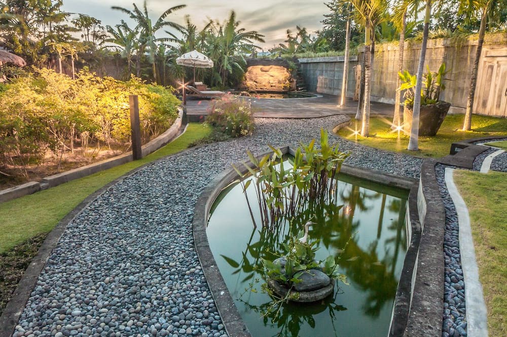 Photo of Outdoor in Padangsambian Klod