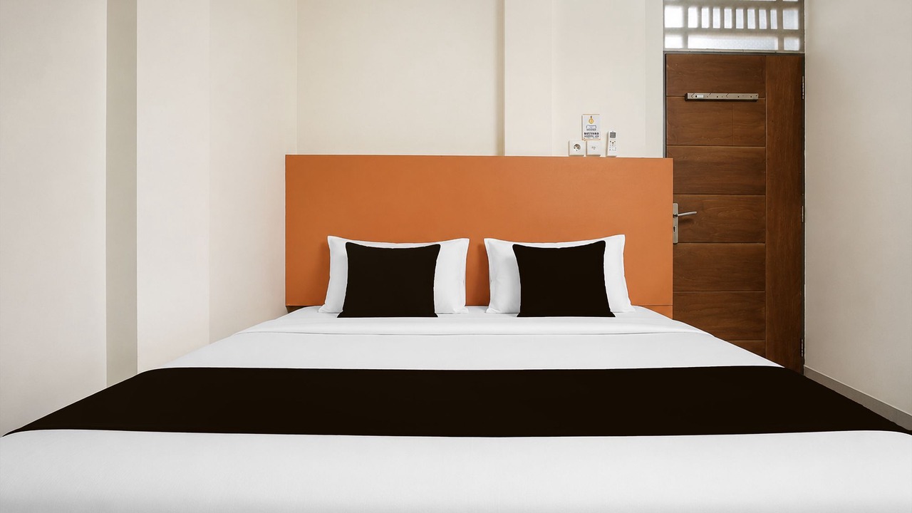 Photo of Bedroom in Biringkanya