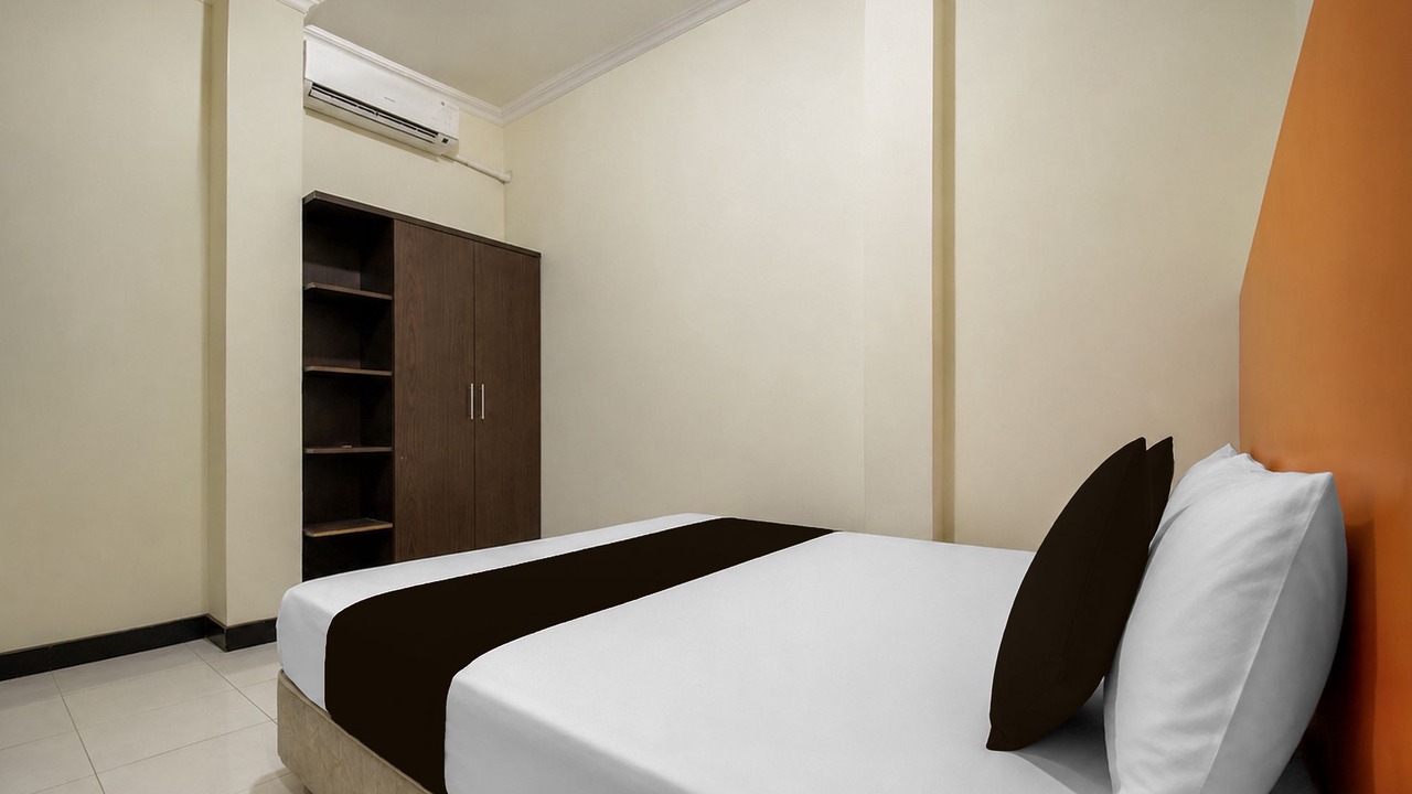 Photo of Bedroom in Biringkanya