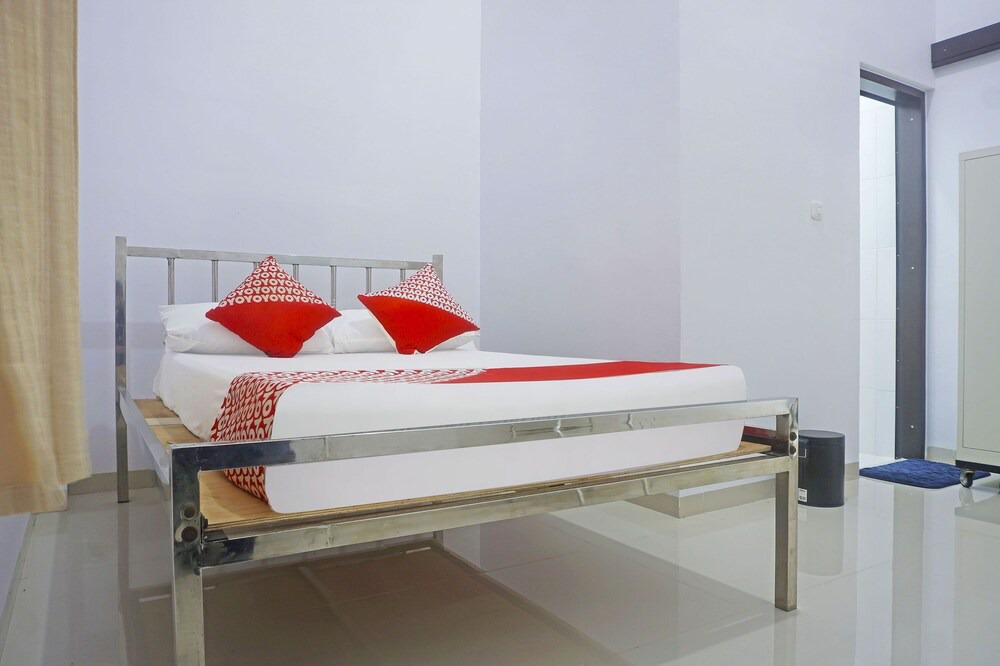 Photo of Bedroom in Makassar