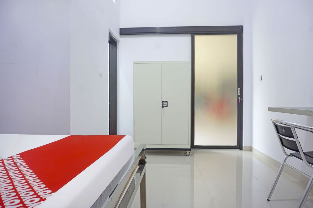 Photo of Bedroom in Makassar