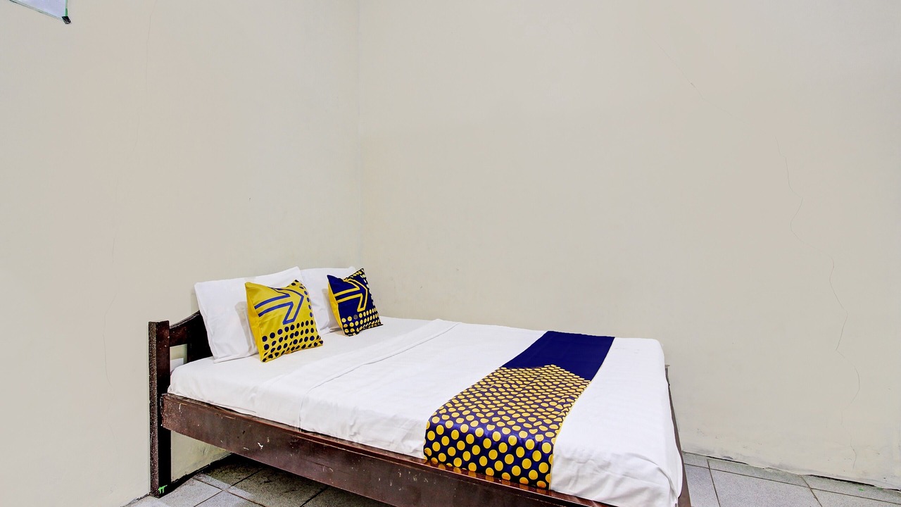 Photo of Bedroom in Temon