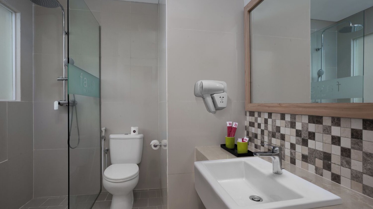 Photo of Bathroom in Senayan