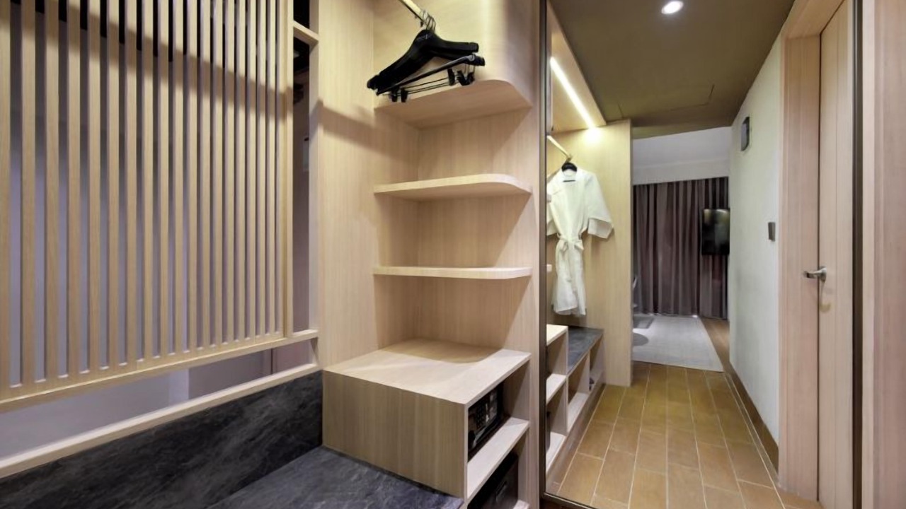 Photo of Bedroom in Legian City-Centre