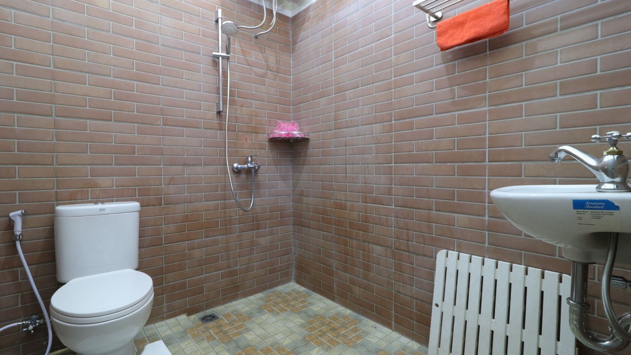 Photo of Bathroom in Parongpong