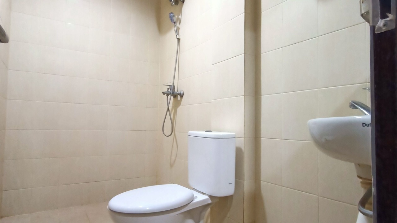 Photo of Bathroom in Waena