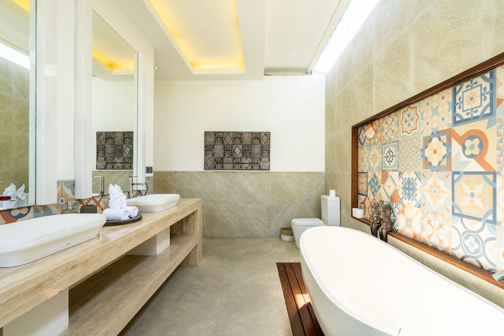 Photo of Bathroom in Tumbak Bayuh