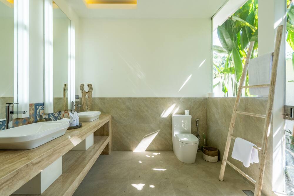 Photo of Bathroom in Tumbak Bayuh