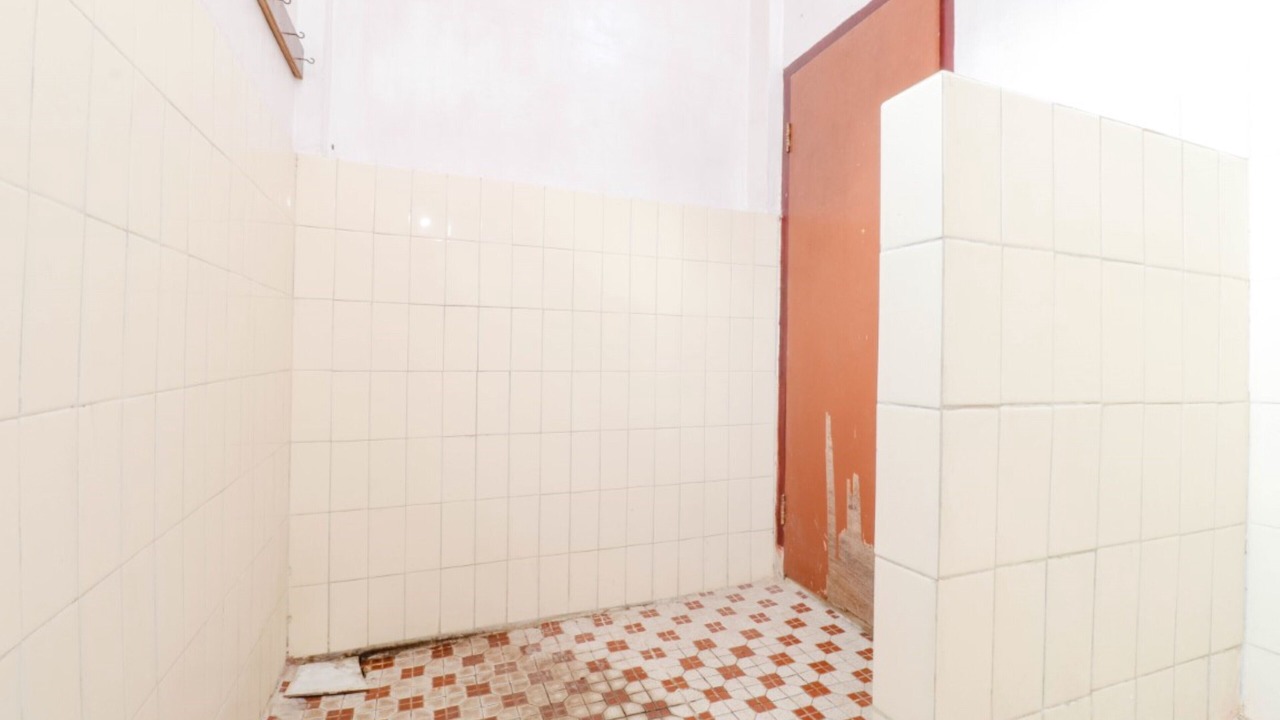 Photo of Bathroom in Pakem