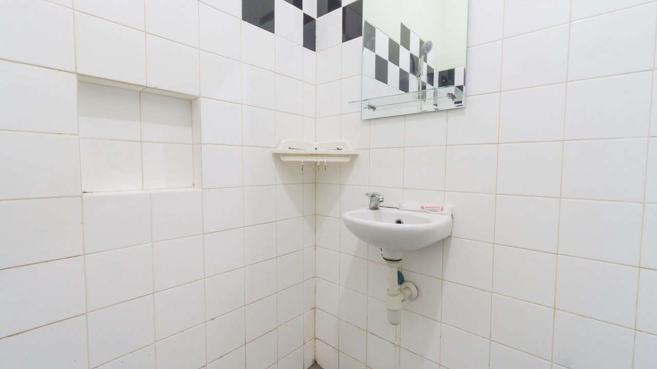 Photo of Bathroom in Binong