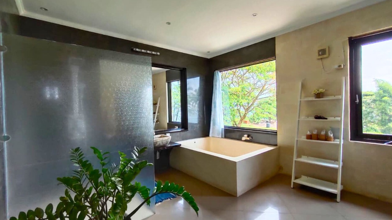Photo of Bathroom in Senggigi