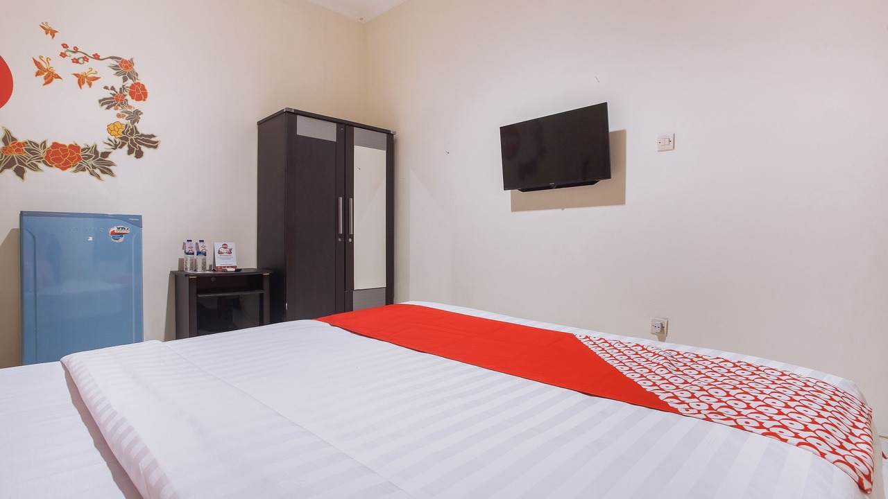 Photo of Bedroom in Suko Manunggal