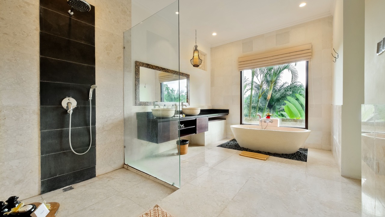 Photo of Bathroom in Keliki