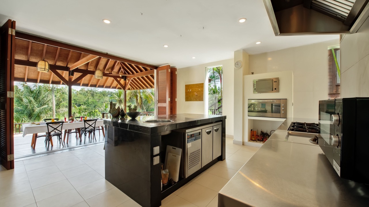 Photo of Kitchen in Keliki