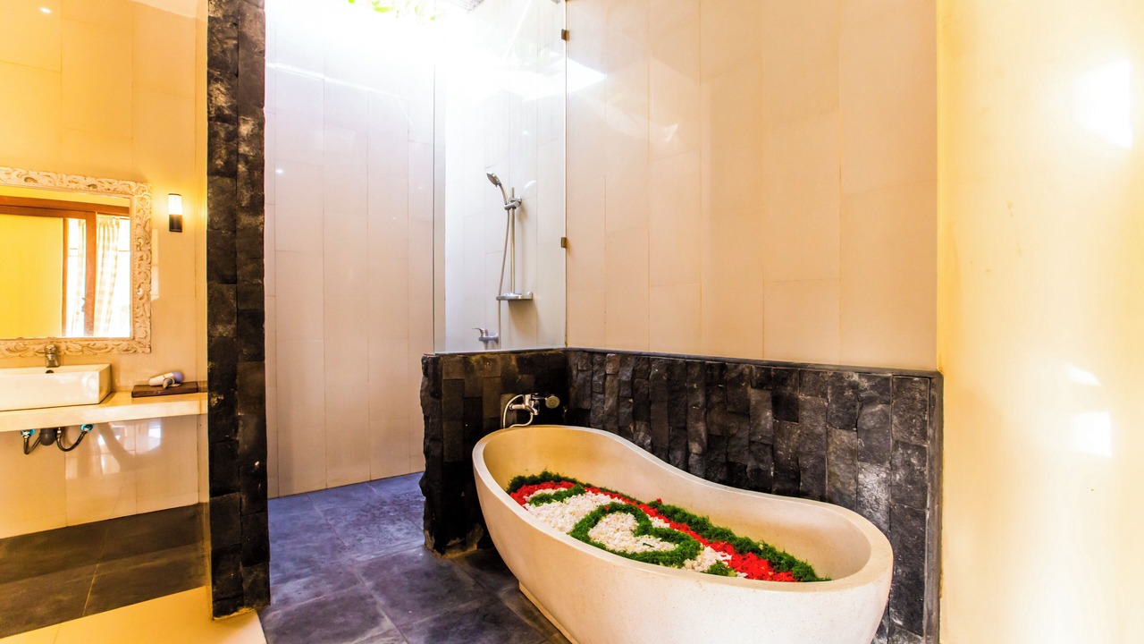 Photo of Bathroom in Lodtunduh