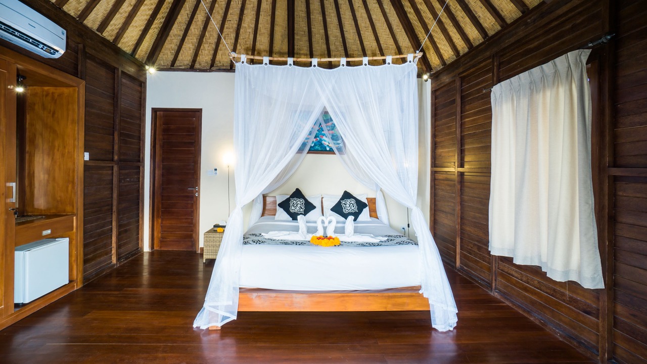 Photo of Bedroom in Mushroom Bay