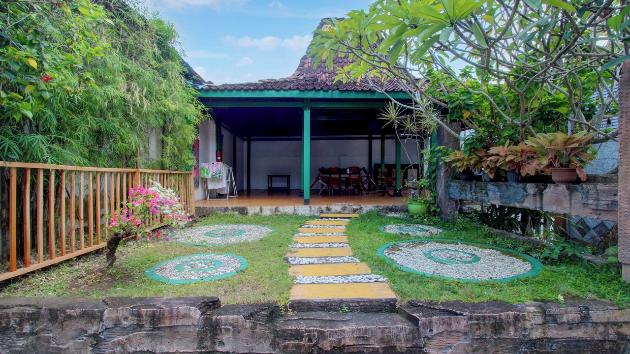 Photo of Outdoor in Kretek
