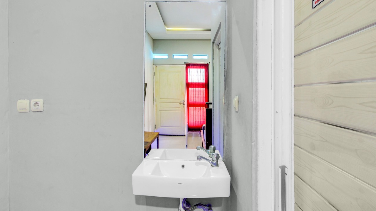 Photo of Bathroom in Semarang