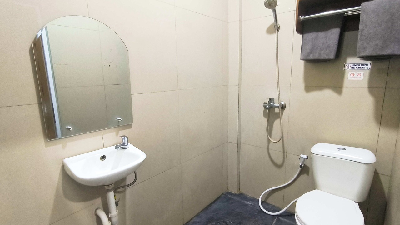 Photo of Bathroom in Semarang Utara