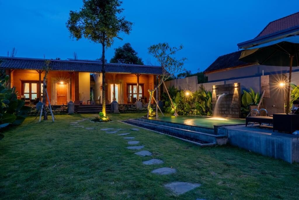 Photo of Outdoor in Sayan
