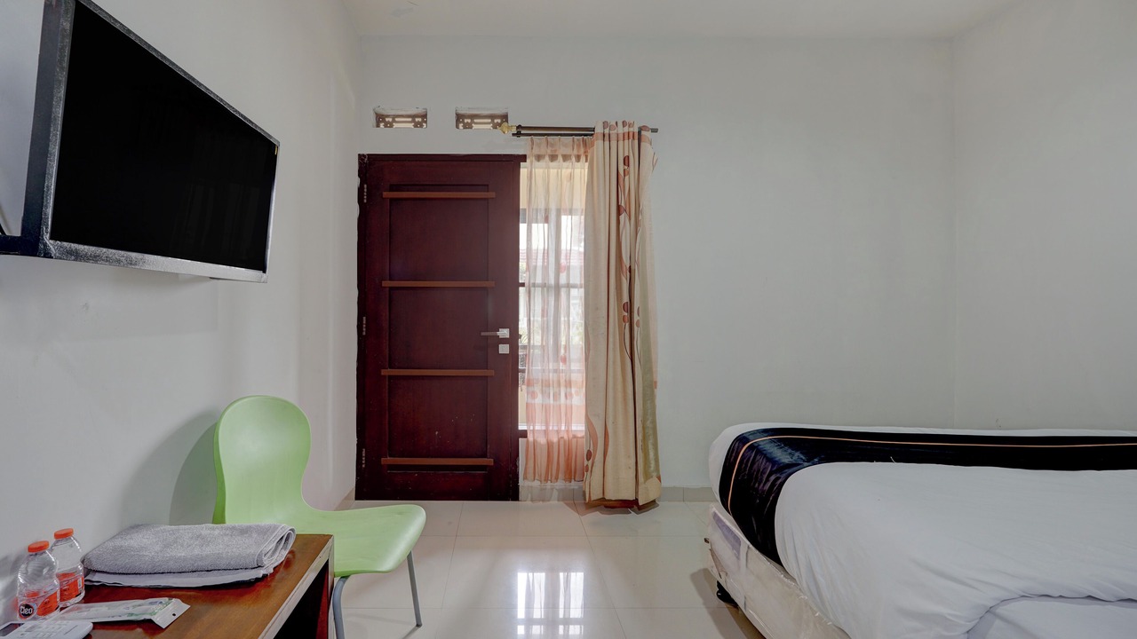 Photo of Bedroom in Megamendung