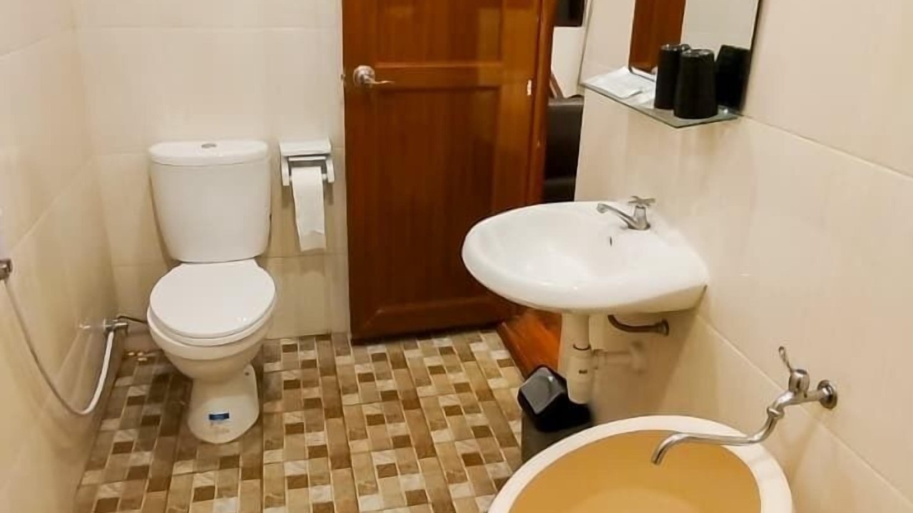Photo of Bathroom in Dinoyo