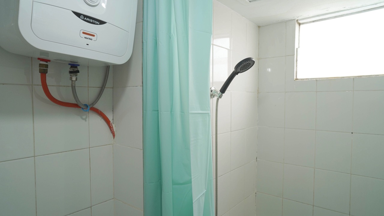Photo of Bathroom in Jatinegara