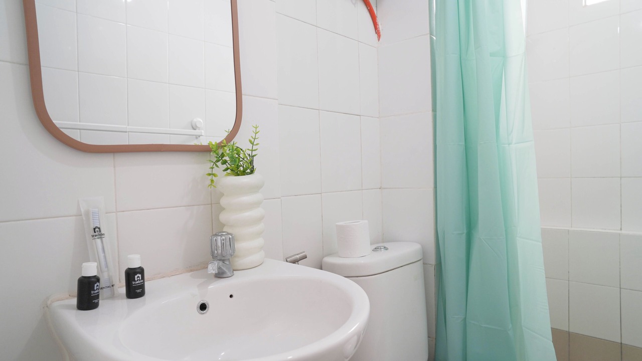 Photo of Bathroom in Jatinegara